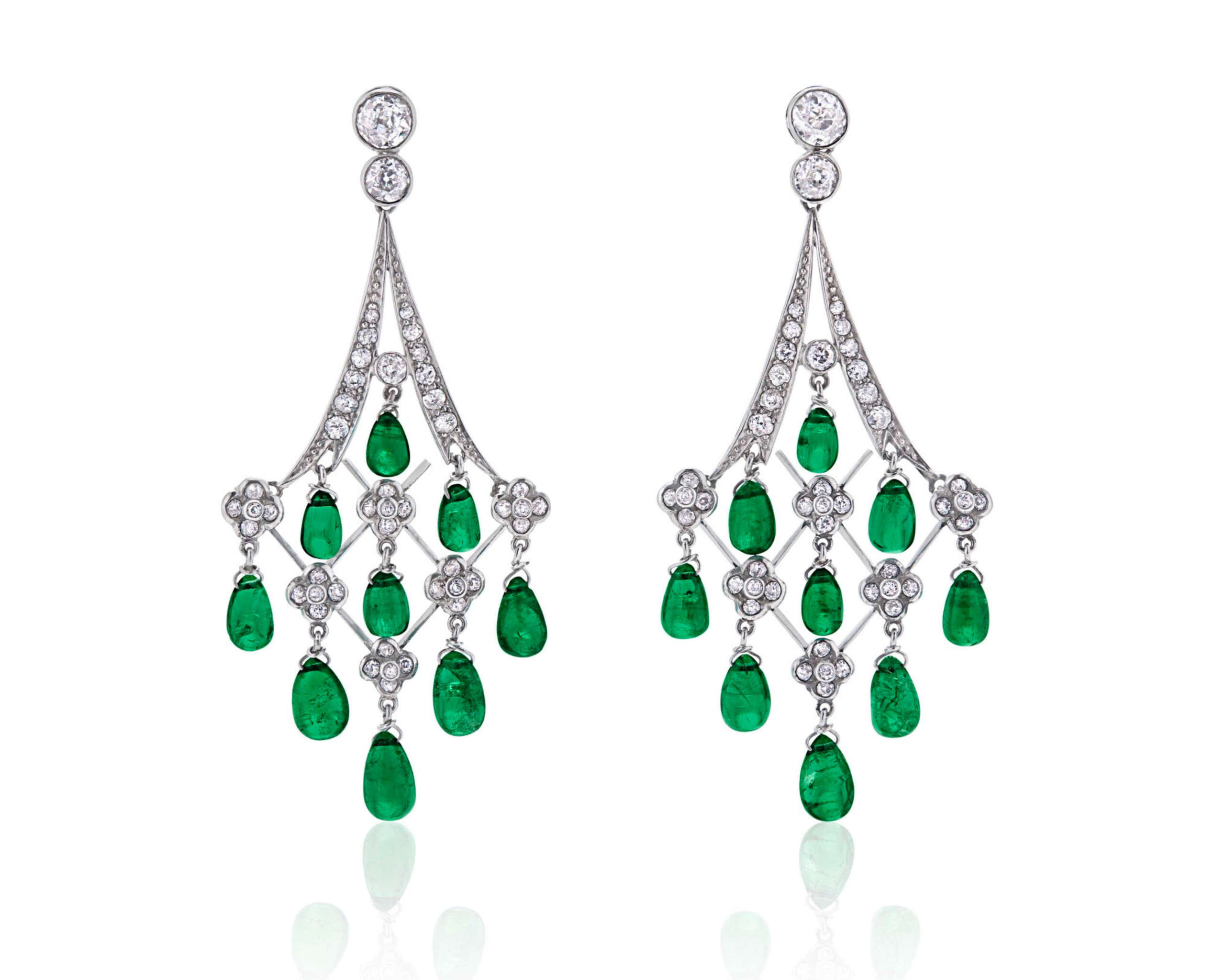 foto orecchini chandelier con diamanti e smeraldi
