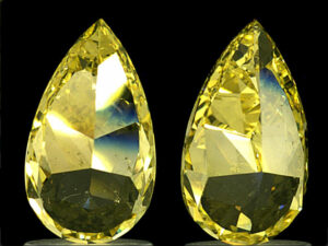 Coppia Diamanti Gialli Pera 2.03 -2.02 Ct SI1 GIA